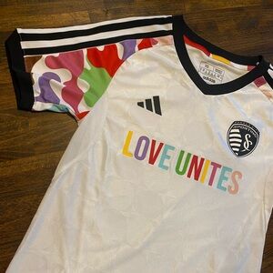 Adidas Kansas City Sporting KC FC MLS Love Unites Soccer Jersey Unisex XS Pride